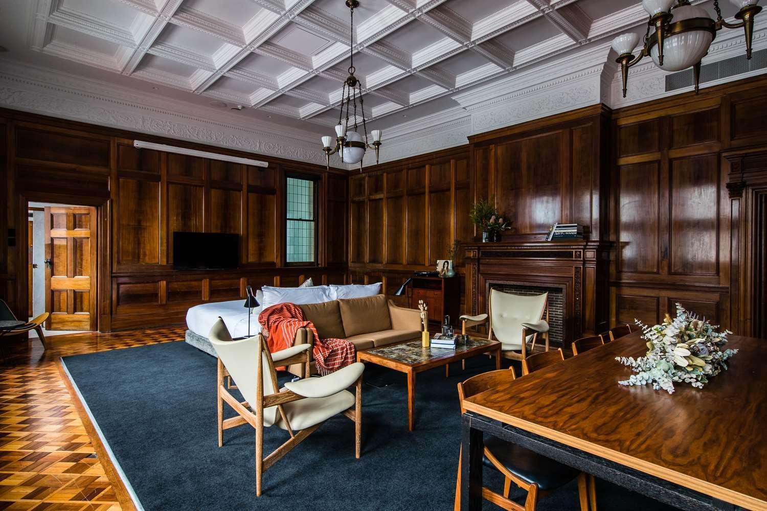 The Old Clare By Ode Hotels Sydney Zewnętrze zdjęcie The interior of the Governor's Suite