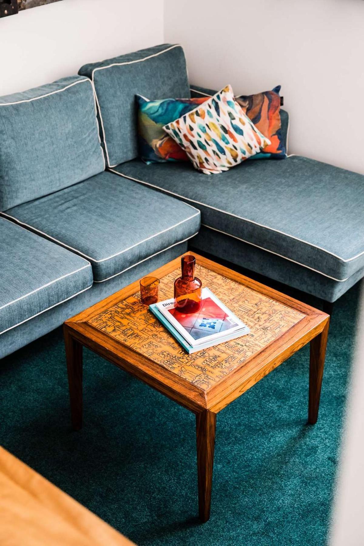 The Old Clare By Ode Hotels Sydney Zewnętrze zdjęcie A coffee table