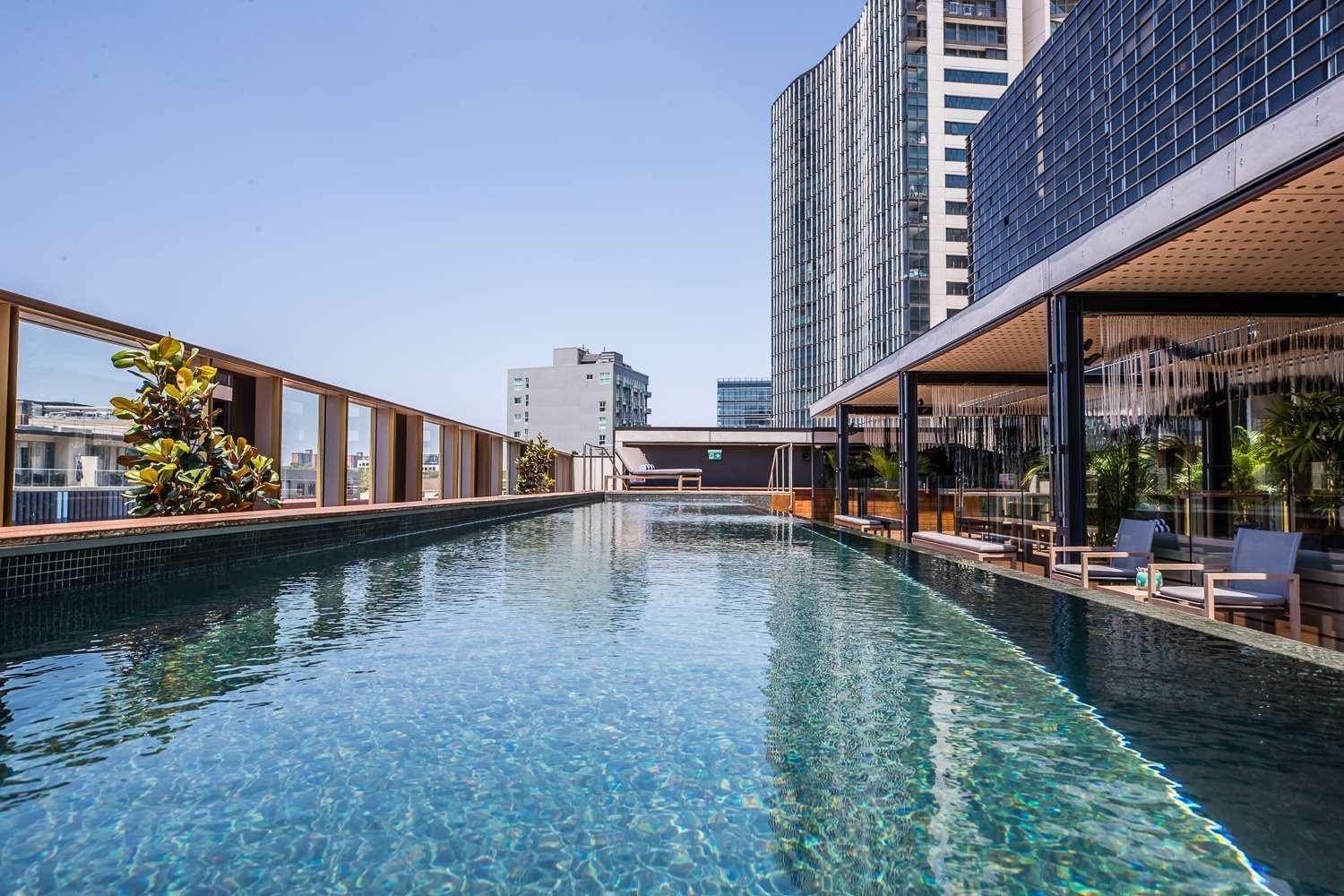 The Old Clare By Ode Hotels Sydney Zewnętrze zdjęcie The rooftop pool at The Standard, Bangkok